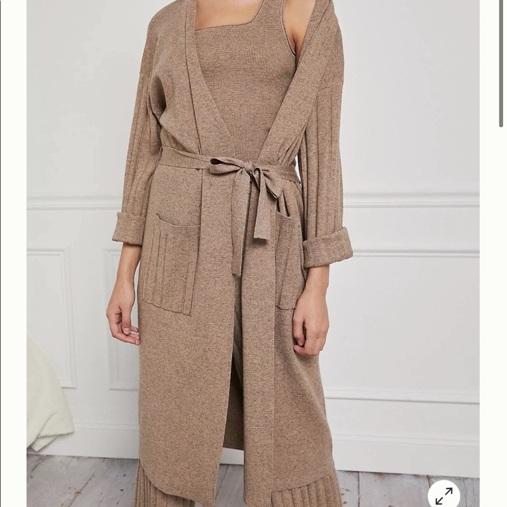 Ronan Three-Piece Lounge Set